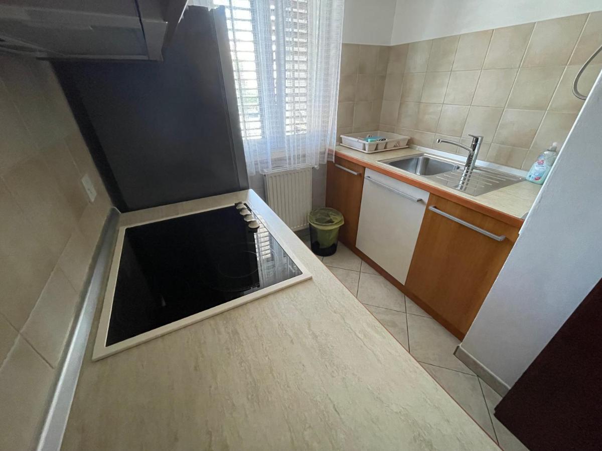 Iva Apartments Novigrad  Exterior photo